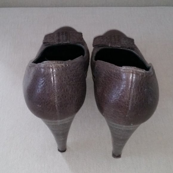 Laurel Italian leather bow heels/pumps - Picture 3 of 7